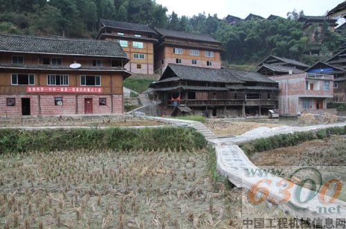 柳工,驻村,改变,村貌