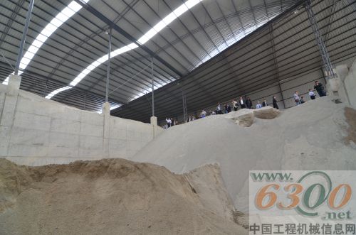 环保型搅拌楼正式建成投产