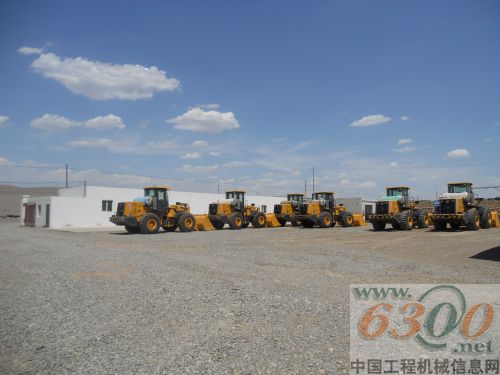 徐工LNG型液化天然气装载机进驻新疆