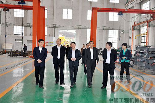中国机械工业集团有关领导赴詹阳动力考察