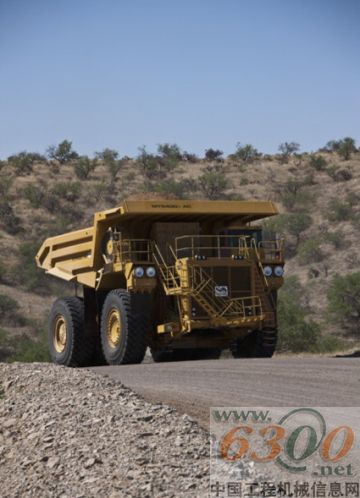 卡特彼勒推出全新款矿用卡车