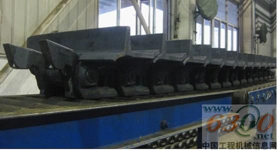 山推,新品,润滑履带,试制