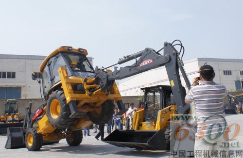 徐工,挖掘装载机