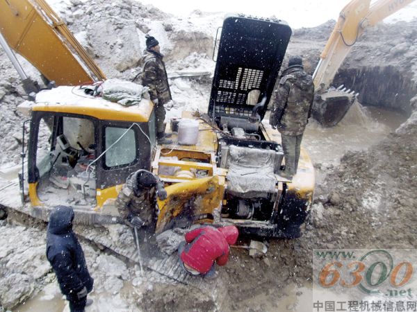 三一,挖掘机,新疆,救援