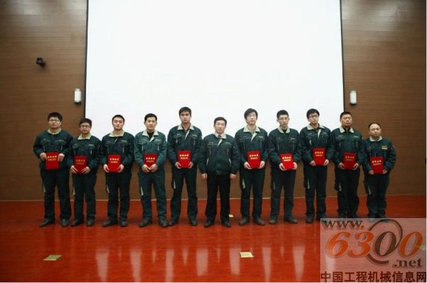 山推召开2013年质量工作大会