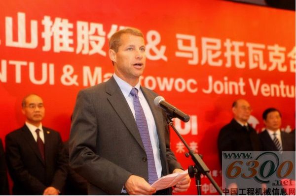 山推,马尼托瓦克,汽车起重机