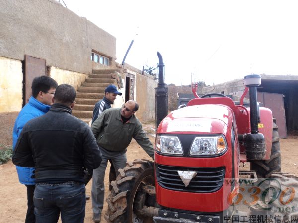 福田雷沃重工,海外服务,北非,外派