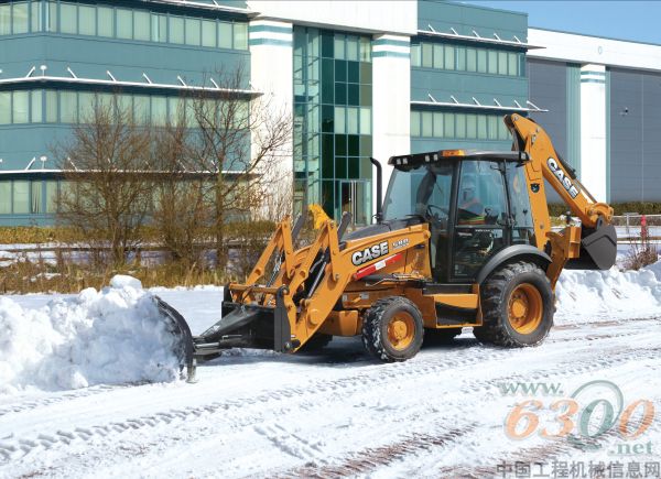 凯斯,工程机械,挖掘装载机,两头忙,,机场,清雪,,装载斗,斜角扫雪机,,推雪板,,四合一斗