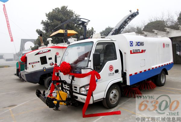 徐工,成套养护设备