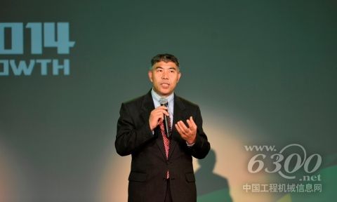 约翰迪尔中国总裁刘镜辉为颁奖仪式做总结致辞